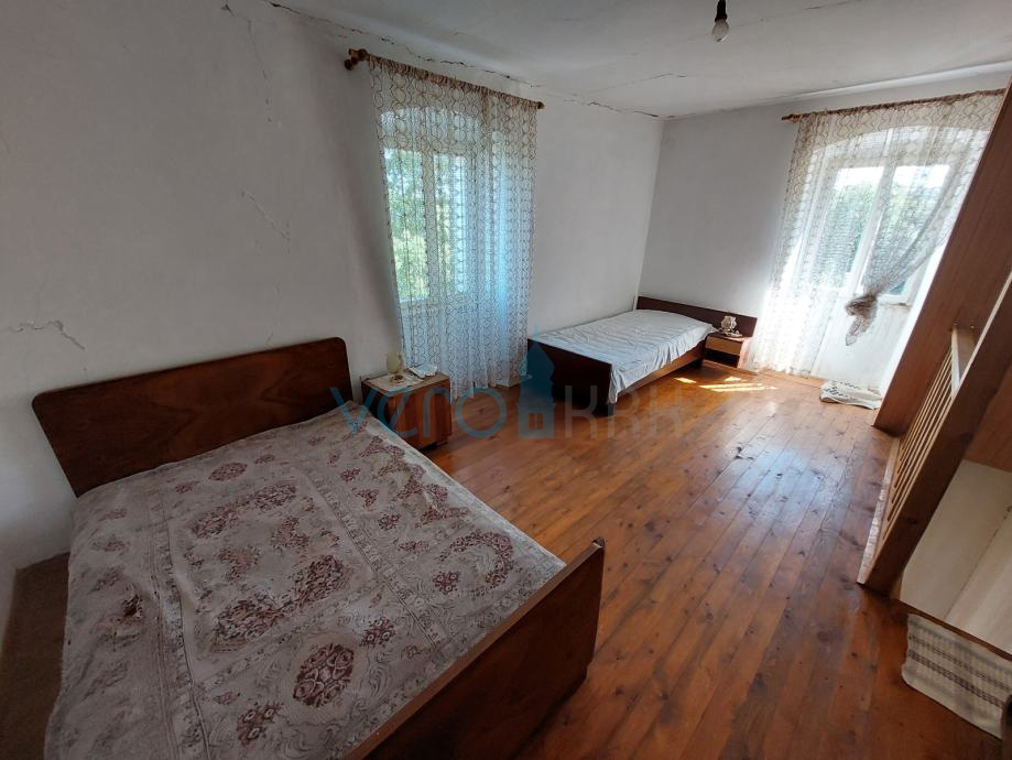 Hrvaška, Istra, Raša, kamnita dvojna hiša, razgled, vrt, prodaja