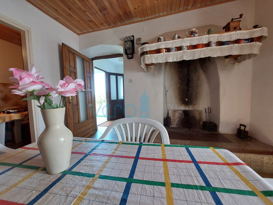 Hrvaška, Istra, Raša, kamnita dvojna hiša, razgled, vrt, prodaja