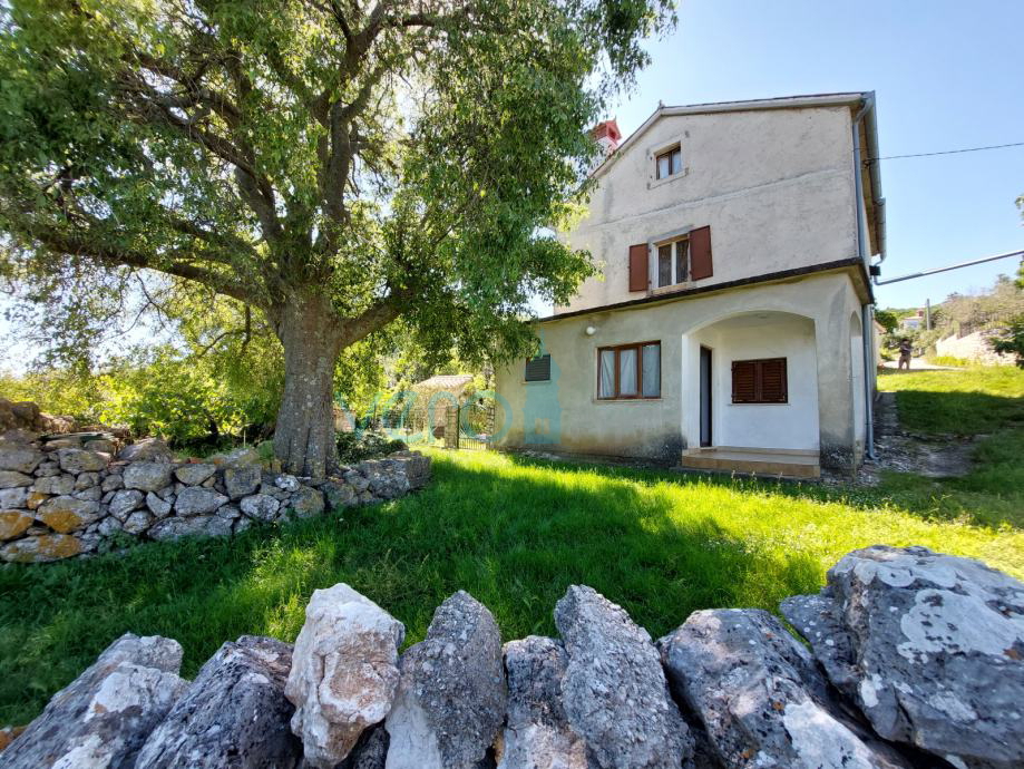 Hrvaška, Istra, Raša, kamnita dvojna hiša, razgled, vrt, prodaja