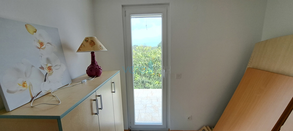 Uvala Soline, okolica, otok Krk, dvojna hiša z morskim razgledom, garažo in urejenim zemljiščem, prodaja