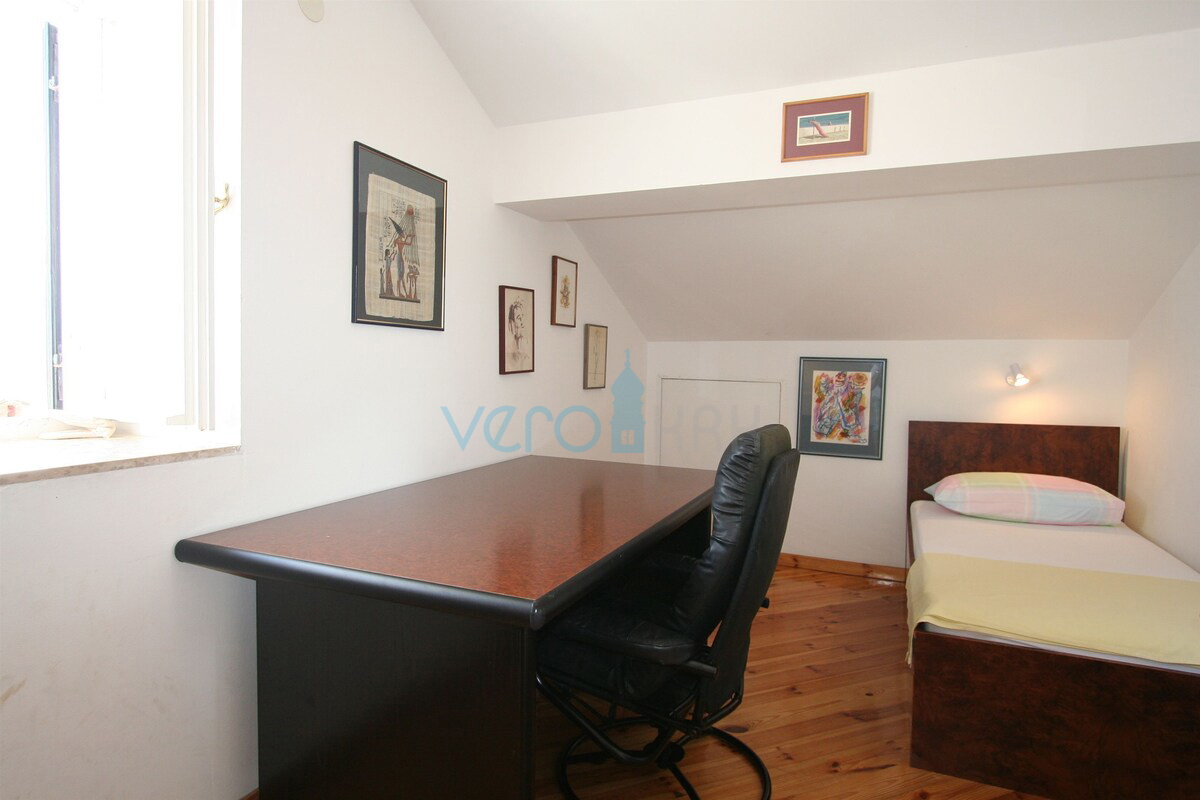 Otok Krk, Šilo, dvojna hiša 70 m do morja, razgled, prodaja