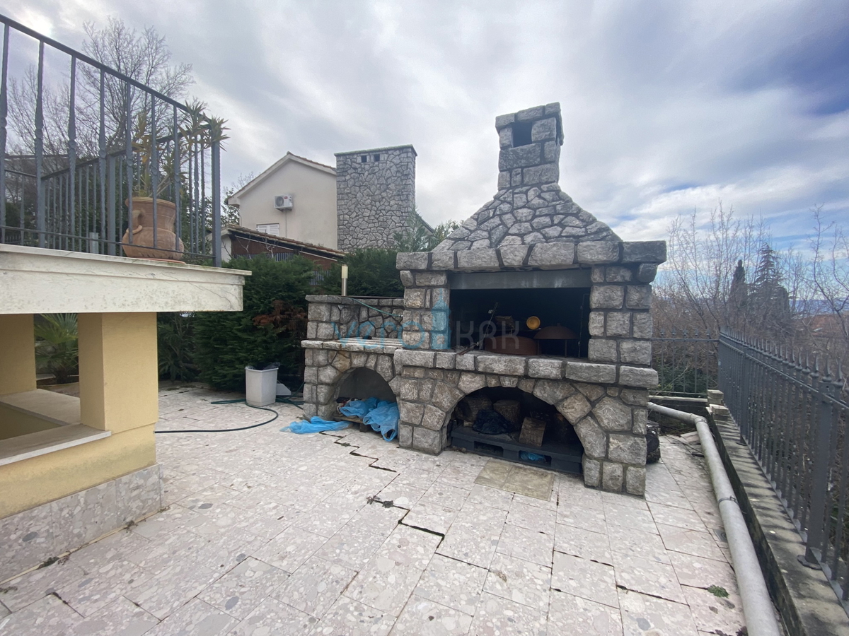Omišalj, Njivice, Samostojna hiša 120 m od plaže z odprtim pogledom, prodamo