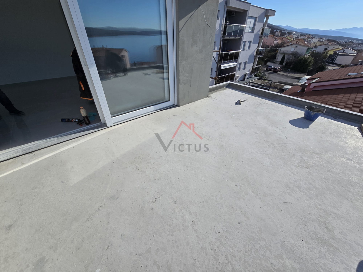 CRIKVENICA - 3S+DB, stanovanje s prostorno teraso, 100 m2
