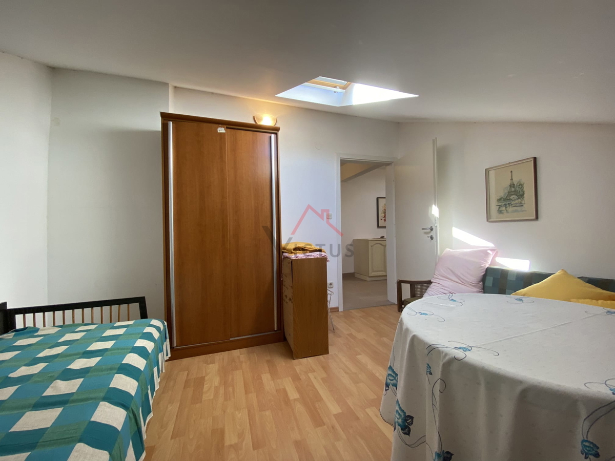 CRIKVENICA - 2S+DB, 100 m od morja, 75 m2