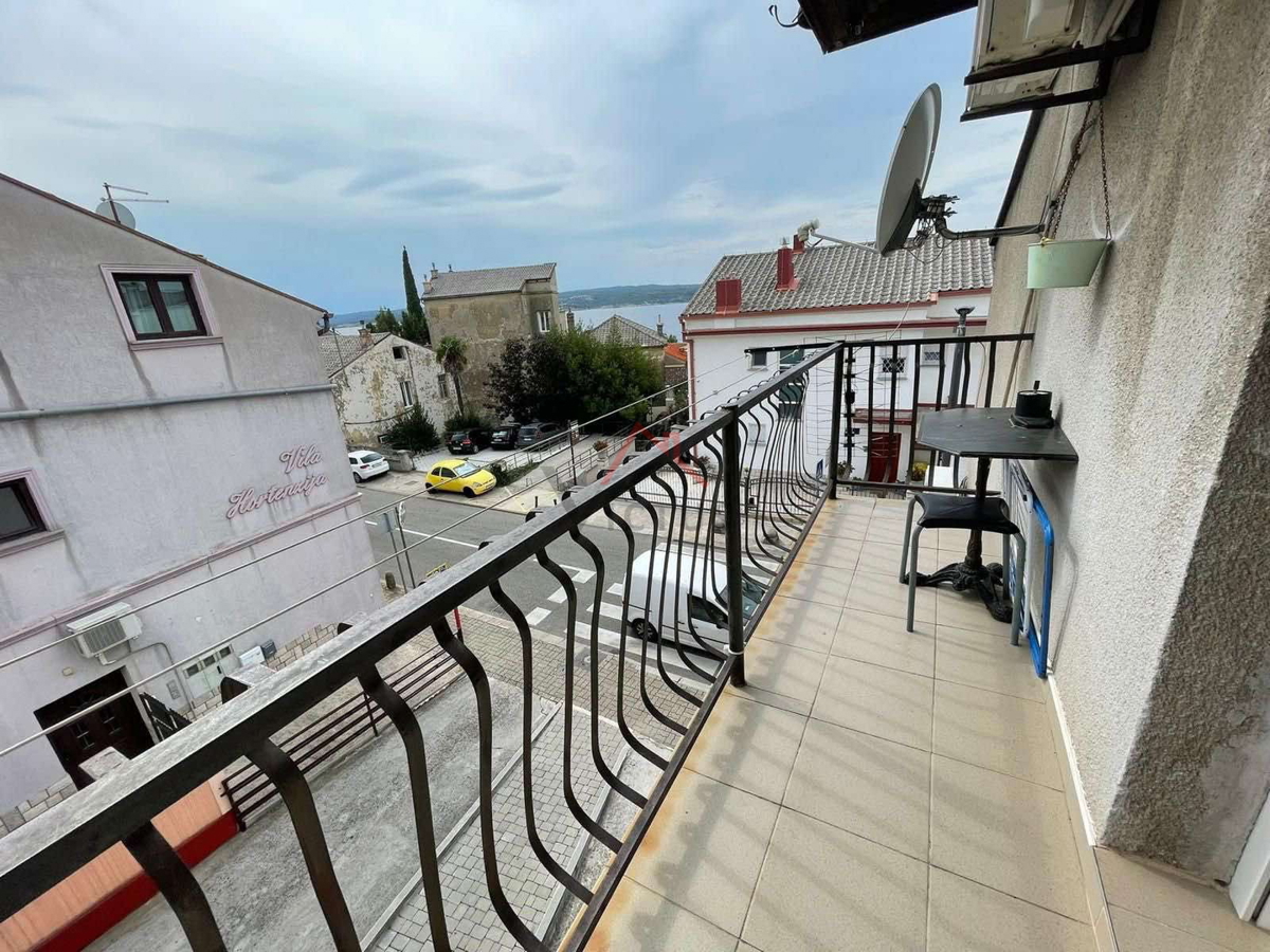 CRIKVENICA - stanovanje 100 m od morja in centra