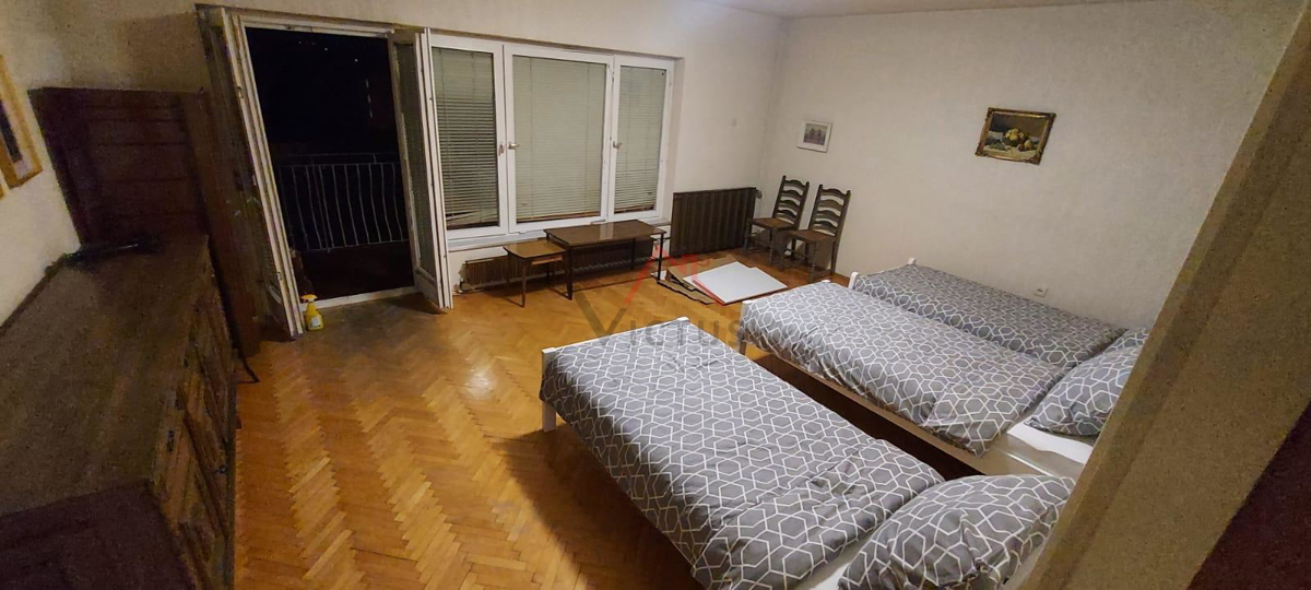 SELCE - Samostojna hiša z vrtom, 150 m od morja