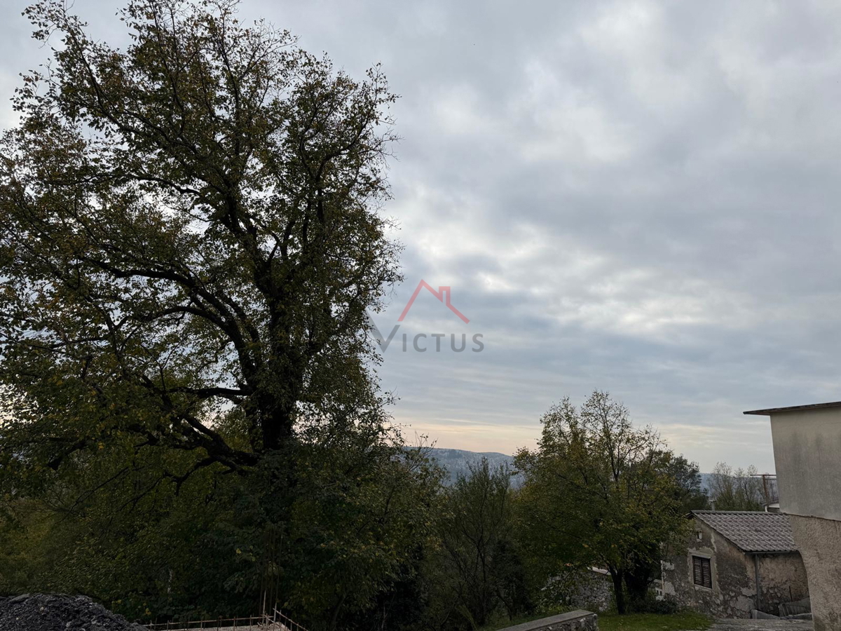 GRIŽANE - Kamnita hiša