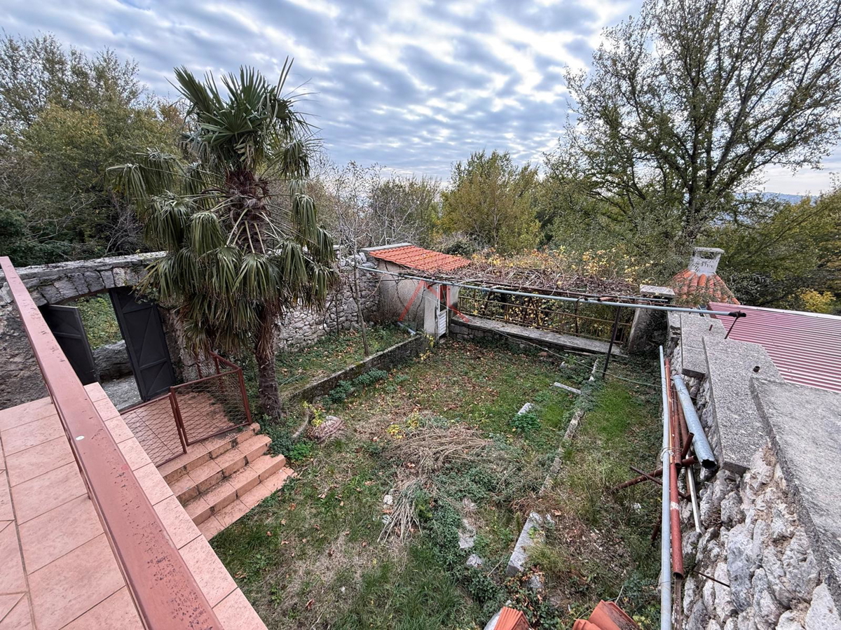 GRIŽANE - Kamnita hiša