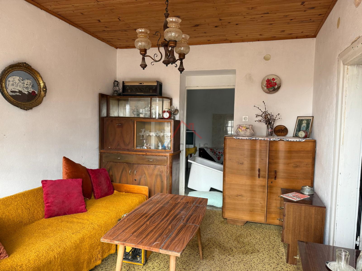 GRIŽANE - Kamnita hiša