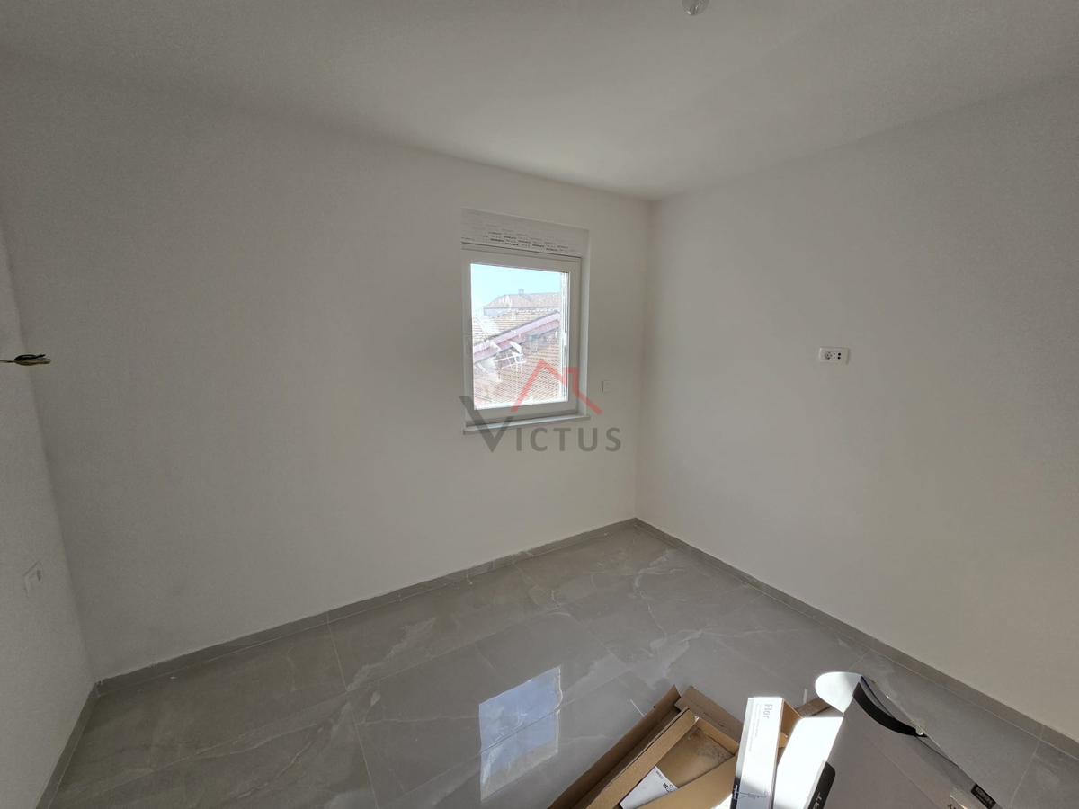 CRIKVENICA - 3S+DB, prostoren stan s teraso, 116 m2
