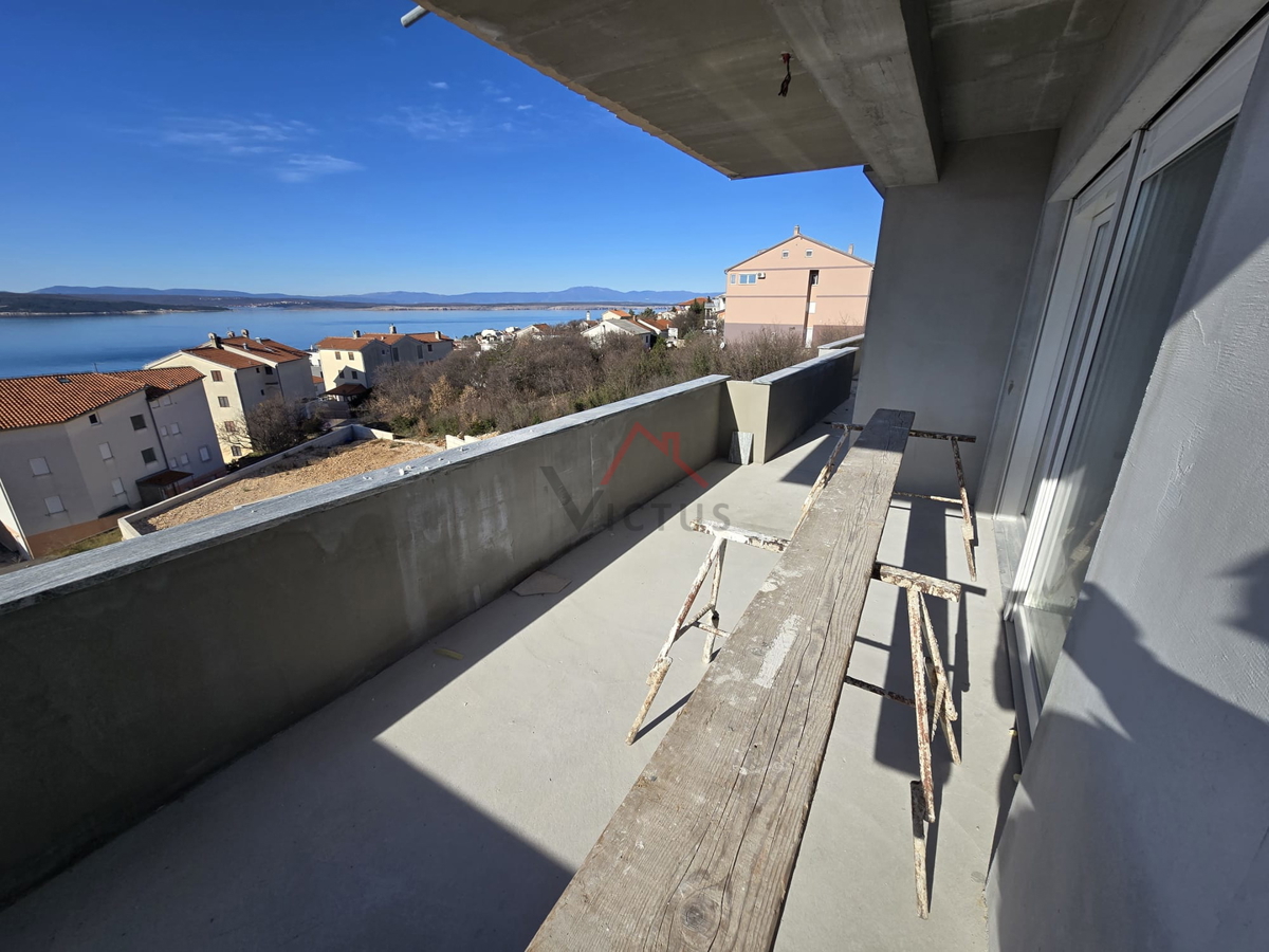 CRIKVENICA - 3S+DB, prostoren stan s teraso, 116 m2