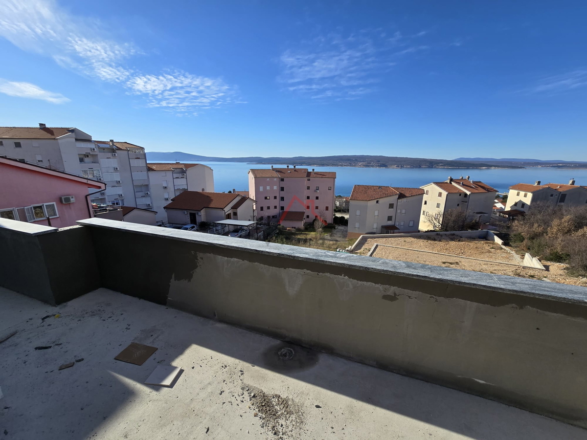 CRIKVENICA - 3S+DB, prostoren stan s teraso, 116 m2