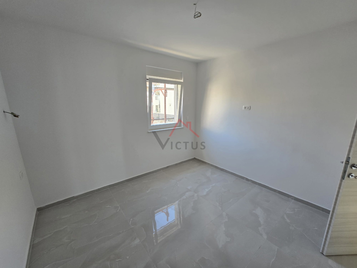 CRIKVENICA - 3S+DB, prostoren stan s teraso, 116 m2
