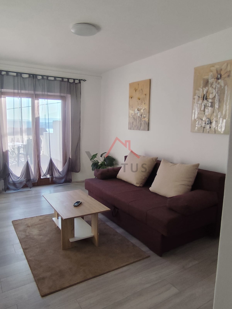 DRAMALJ - Stanovanje s teraso in veliko zemljišče