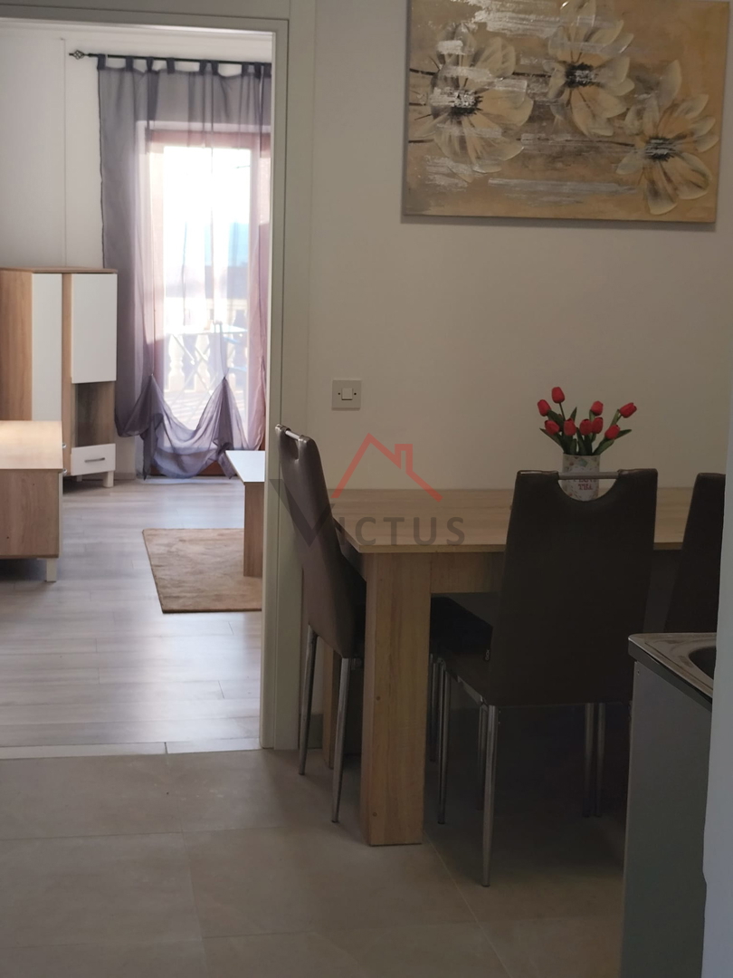 DRAMALJ - Stanovanje s teraso in veliko zemljišče