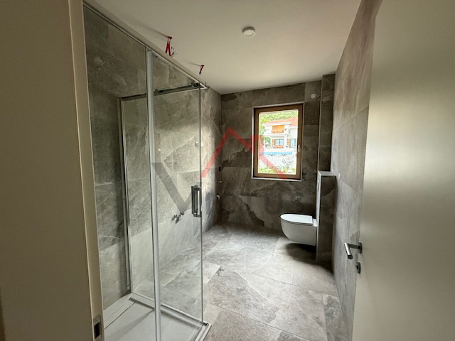 SELCE - Novogradnja, dvonadstropno stanovanje