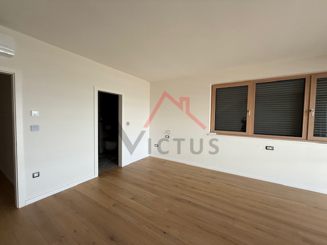 SELCE - Novogradnja, dvonadstropno stanovanje