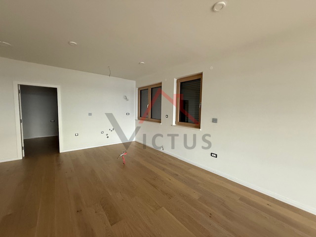 SELCE - Novogradnja, dvonadstropno stanovanje