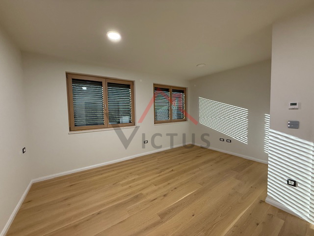 SELCE - Novogradnja, dvonadstropno stanovanje