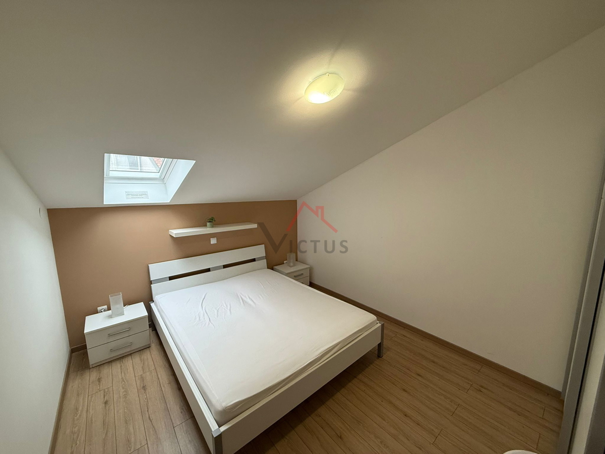 CRIKVENICA - 2S+DB, stanovanje v prvem vrsti ob morju, 41 m2