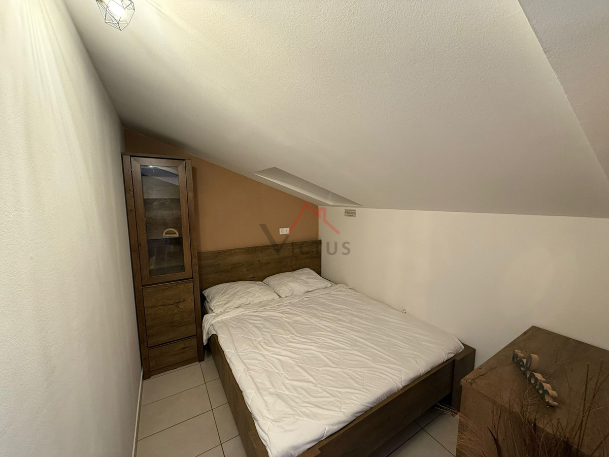 CRIKVENICA - 2S+DB, stanovanje v prvem vrsti ob morju, 41 m2