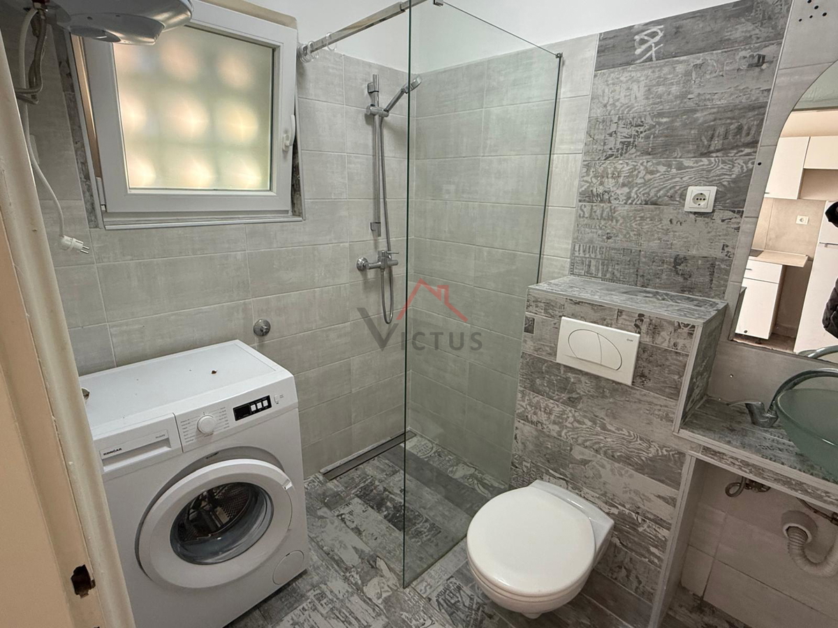 KRALJEVICA - Garsonjera, 100 metrov od plaže, 28 m2