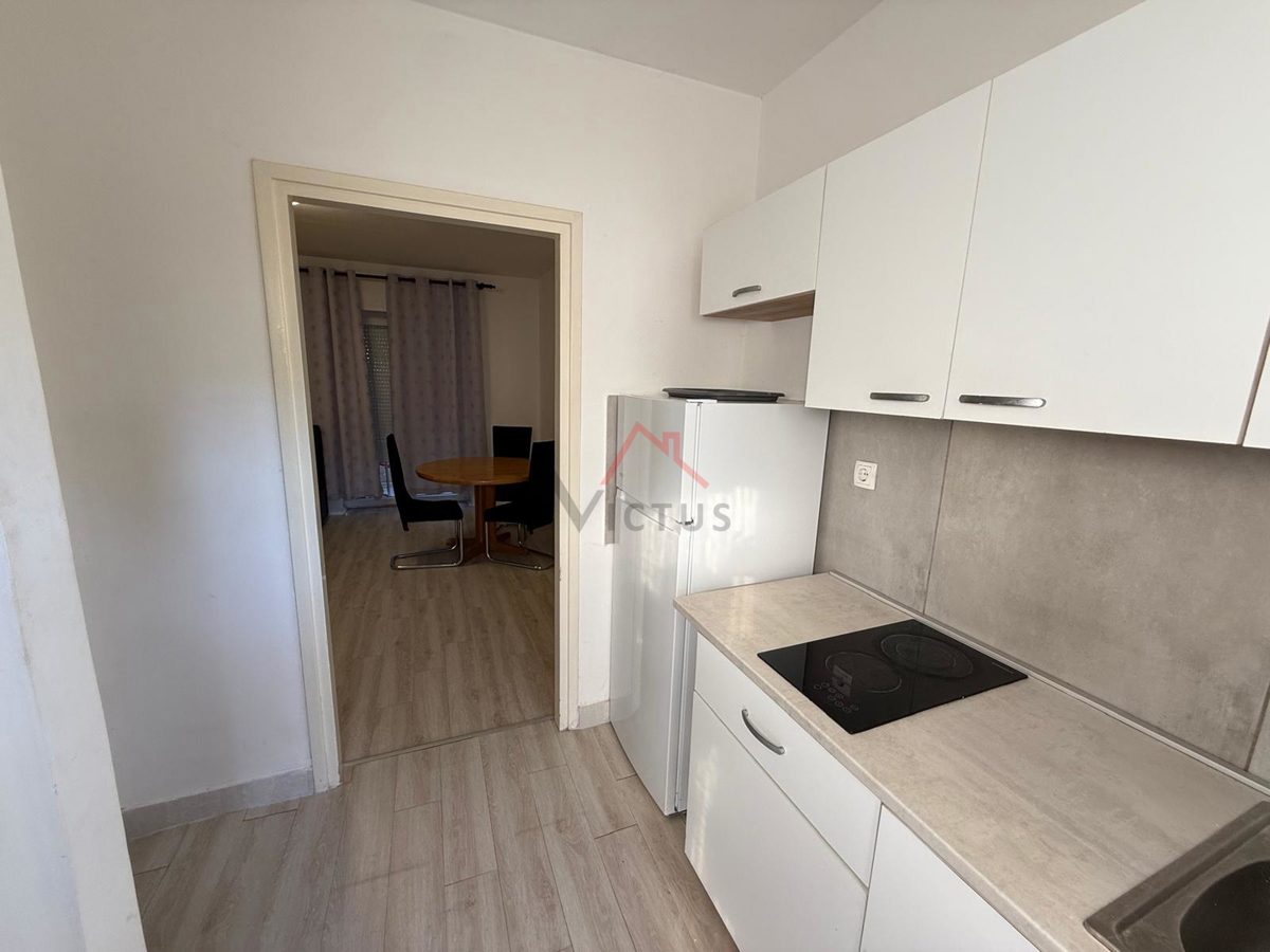 KRALJEVICA - Garsonjera, 100 metrov od plaže, 28 m2