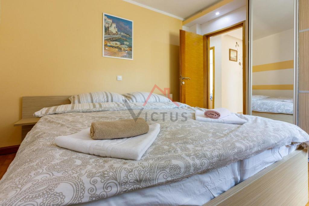 BRIBIR - Hiša s bazenom