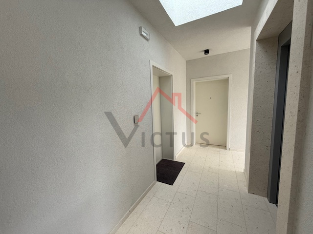 SELCE - novogradnja, dvonadstropno stanovanje