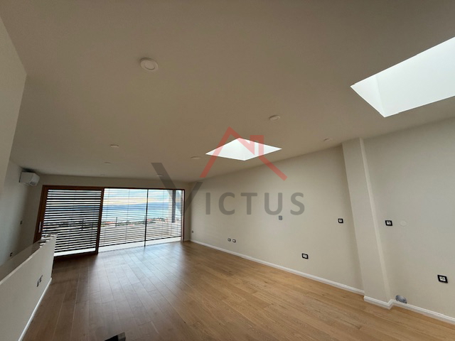 SELCE - novogradnja, dvonadstropno stanovanje