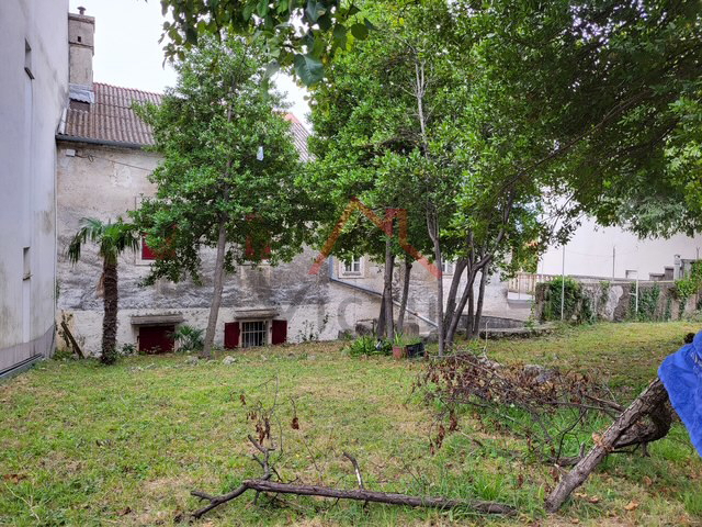 SELCE - Dve hiši, 30 m do morja