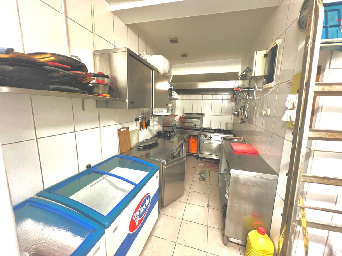 CRIKVENICA - Restavracija v središču mesta