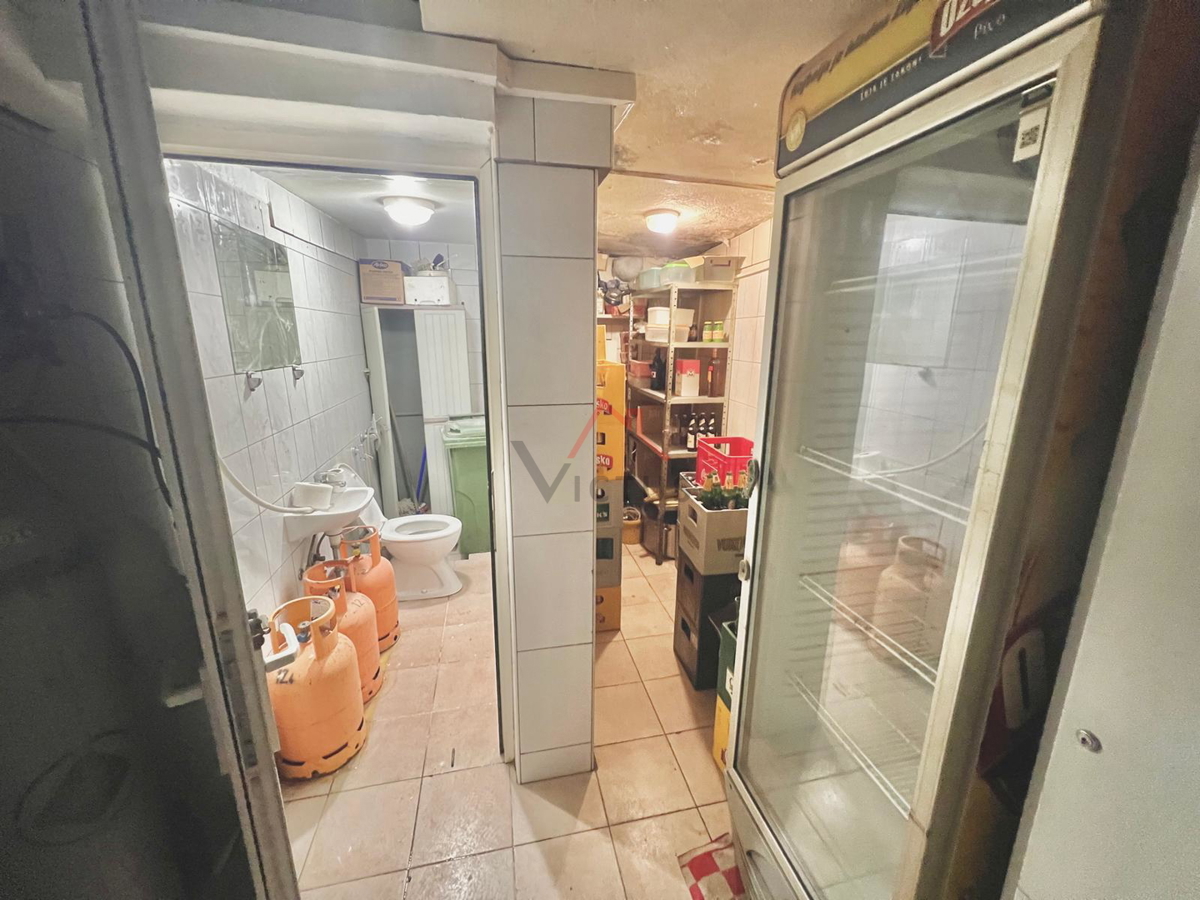 CRIKVENICA - Restavracija v središču mesta