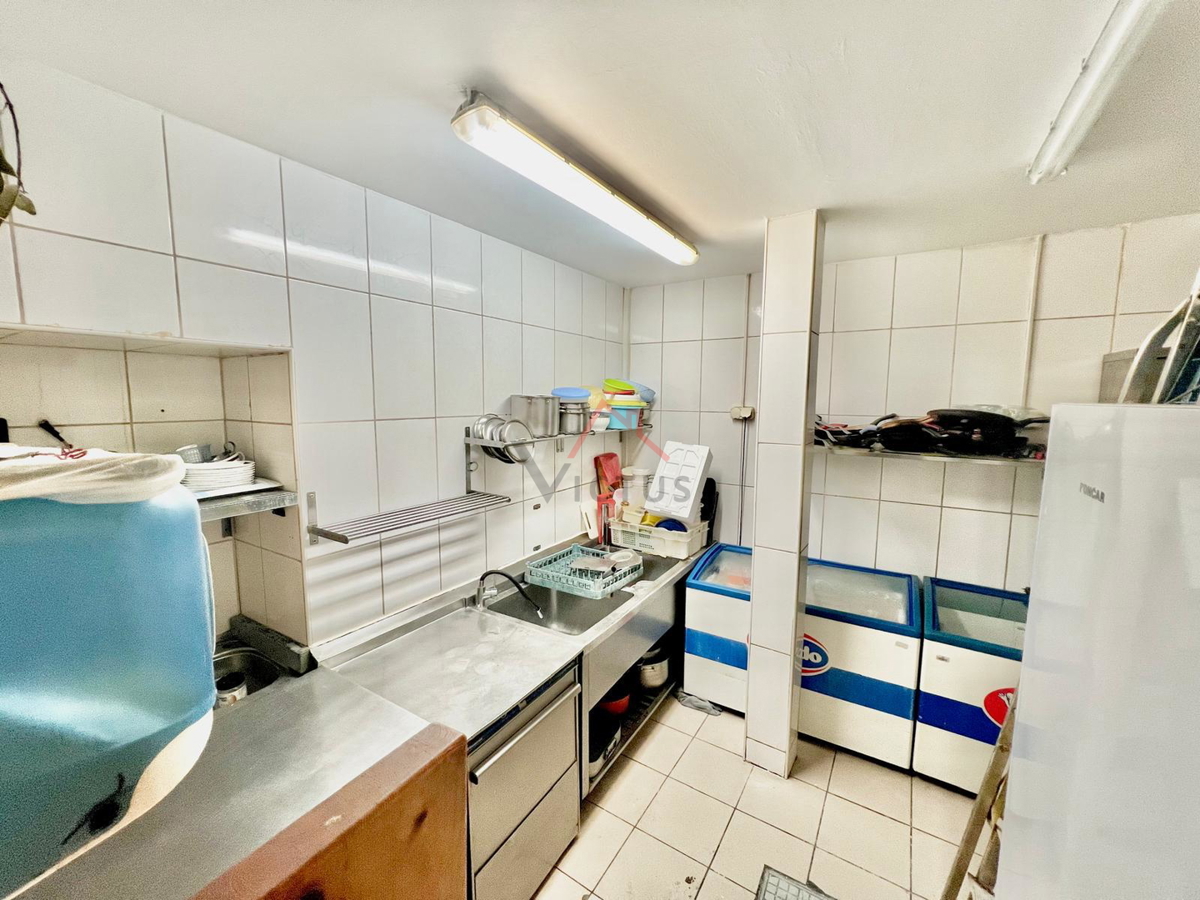 CRIKVENICA - Restavracija v središču mesta