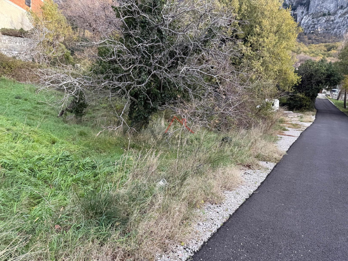 BRIBIR - Gradbeno zemljišče, 2014 m2