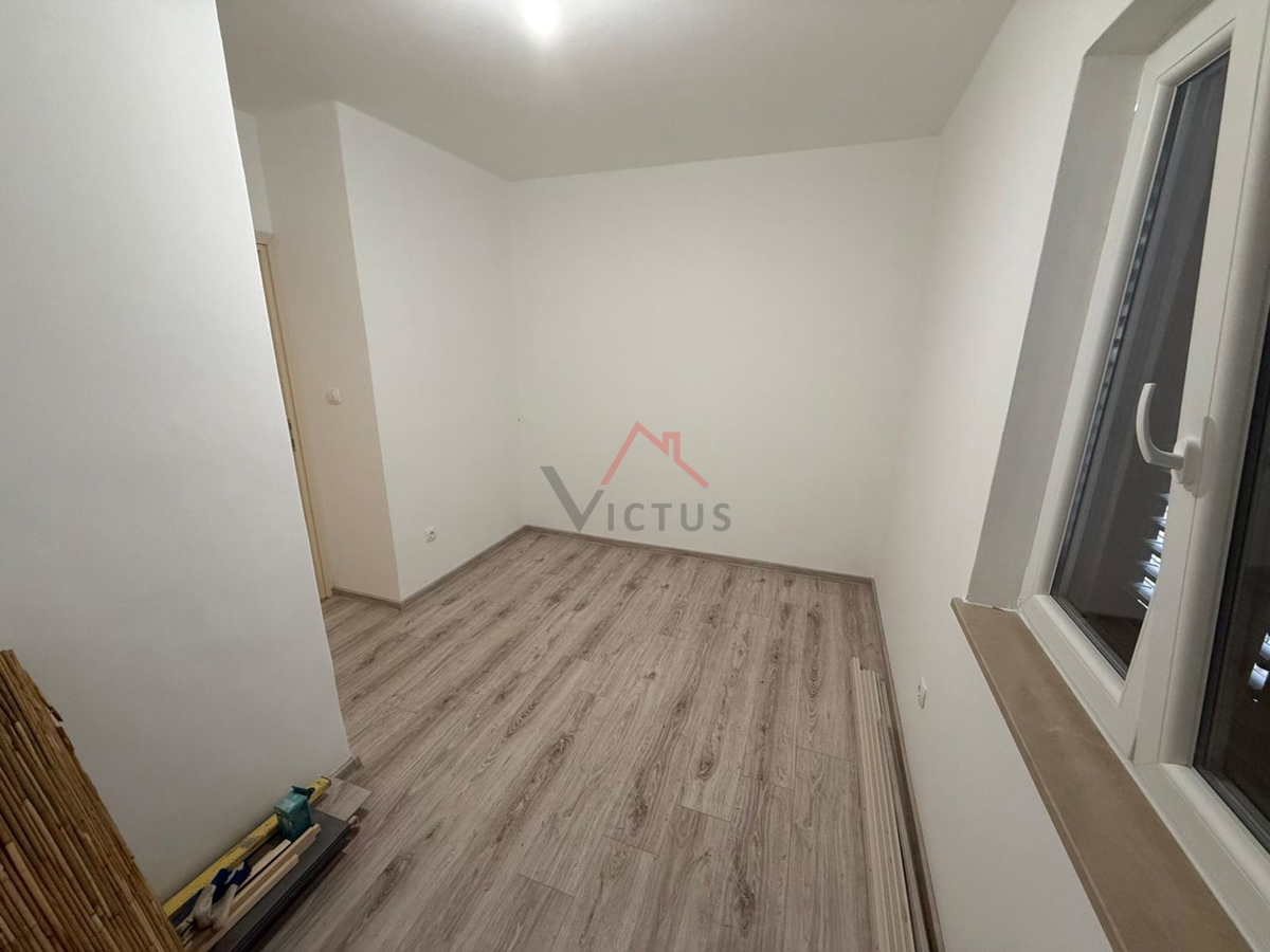 CRIKVENICA - 2S+DB, stanovanje z vrtom in pogledom na morje