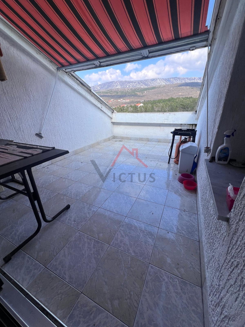 JADRANOVO - Manjše stanovanje v bližini centra