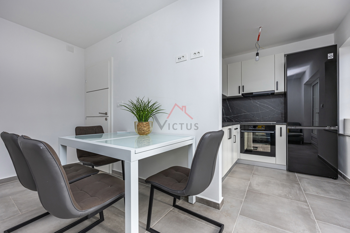 CRIKVENICA - AKCIJA, 2S+DB, stanovanje z odprtim pogledom na morje in parkirnim mestom, 64 m2