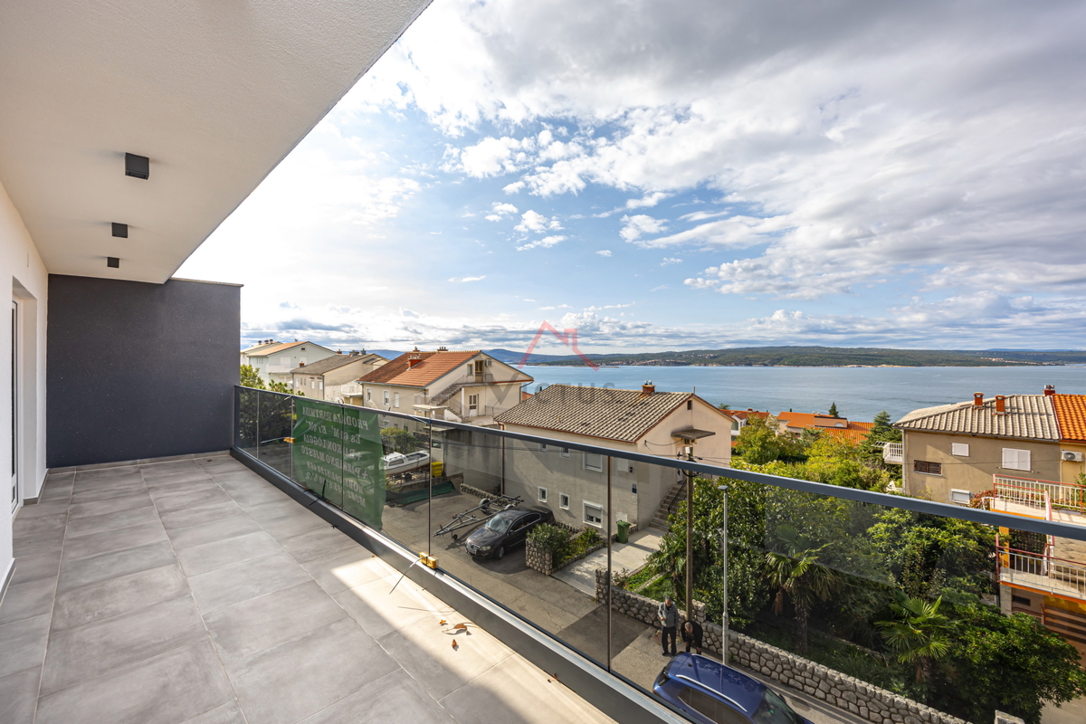 CRIKVENICA - AKCIJA, 2S+DB, stanovanje z odprtim pogledom na morje in parkirnim mestom, 64 m2