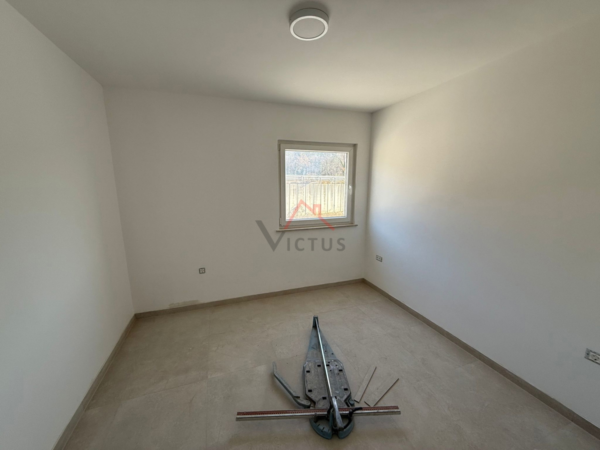 CRIKVENICA - 1S+DB, stanovanje s teraso, 61 m2