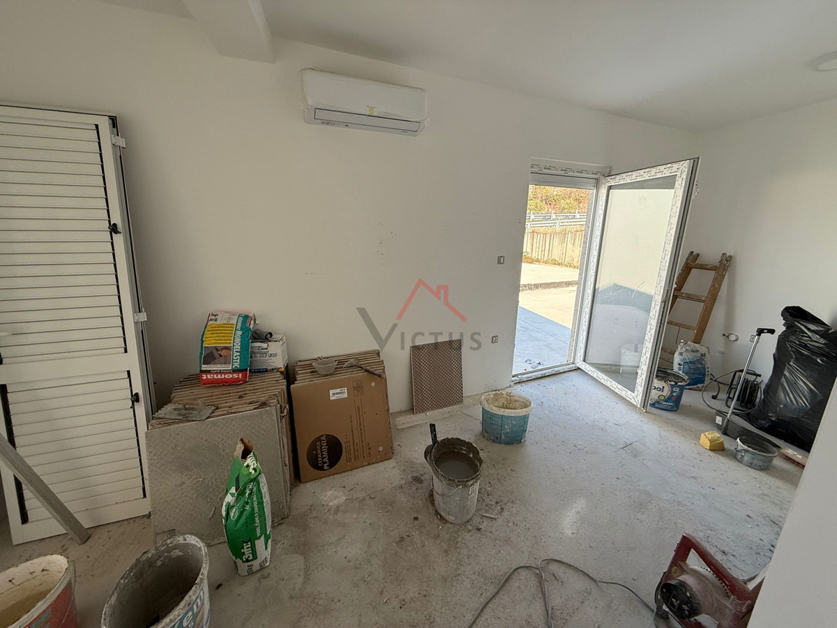 CRIKVENICA - 1S+DB, stanovanje s teraso, 61 m2