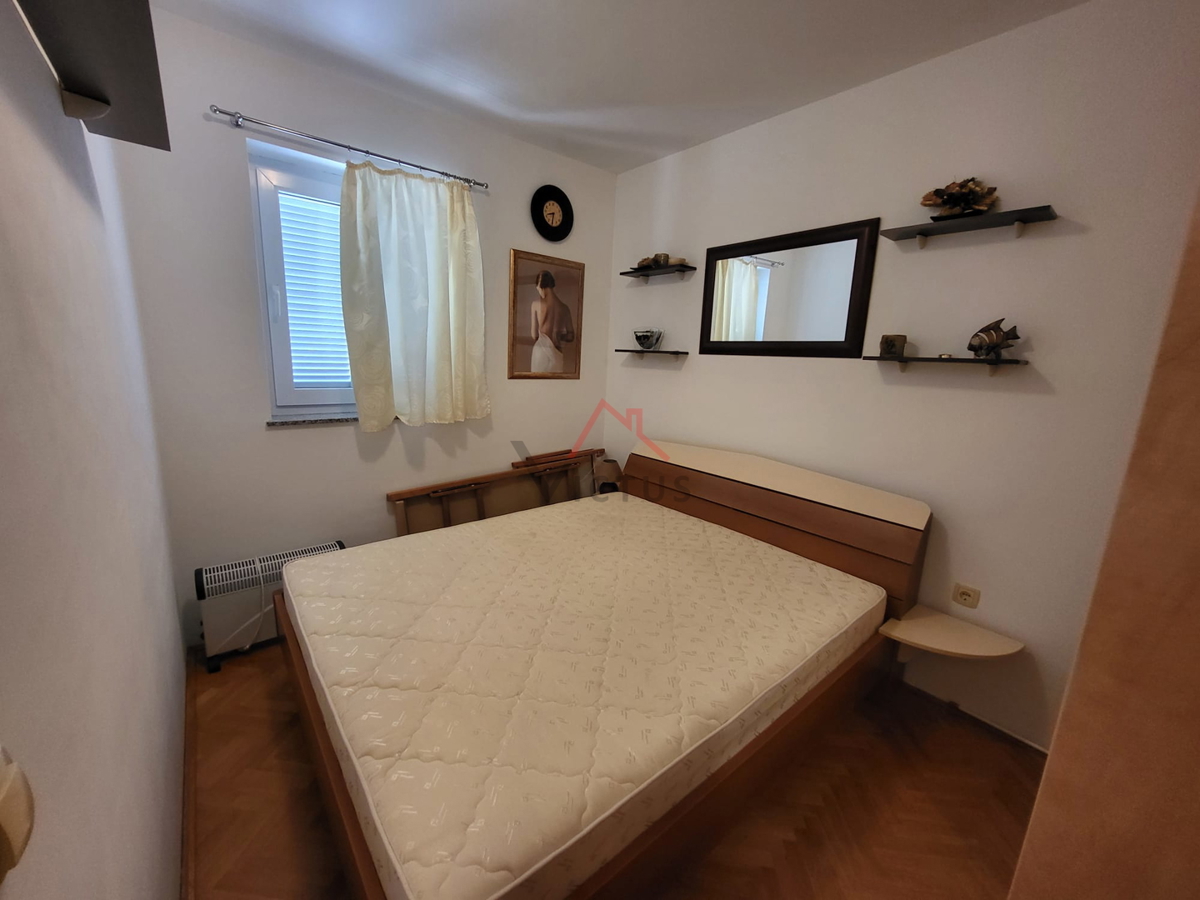 CRIKVENICA - 2S+DB, stanovanje 250 m od morja, 47 m2