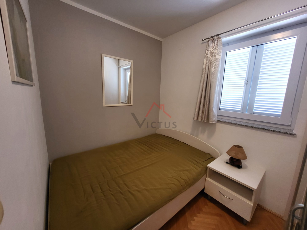 CRIKVENICA - 2S+DB, stanovanje 250 m od morja, 47 m2