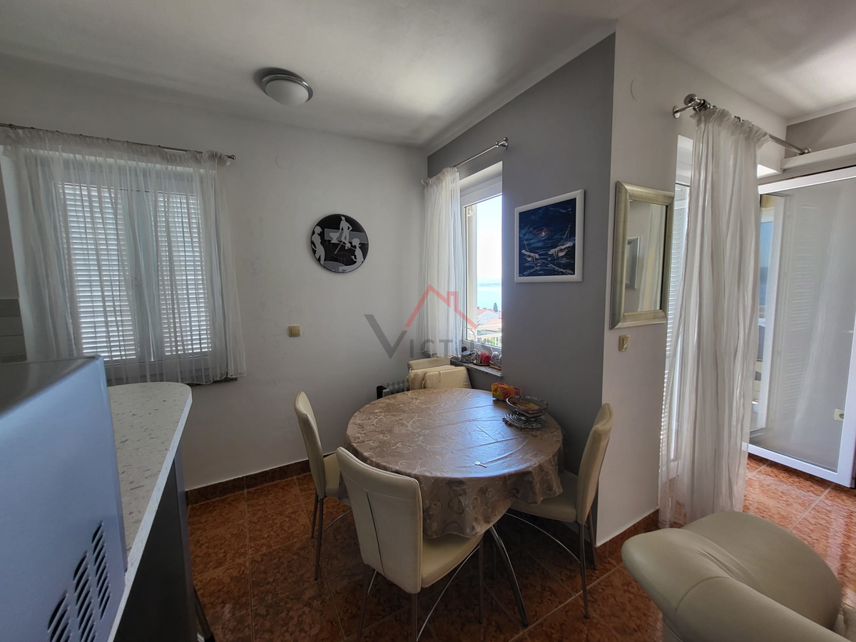 CRIKVENICA - 2S+DB, stanovanje 250 m od morja, 47 m2