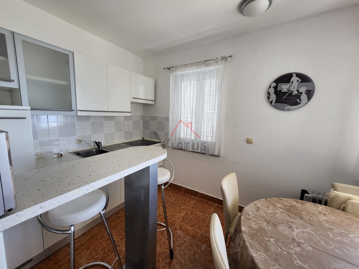 CRIKVENICA - 2S+DB, stanovanje 250 m od morja, 47 m2