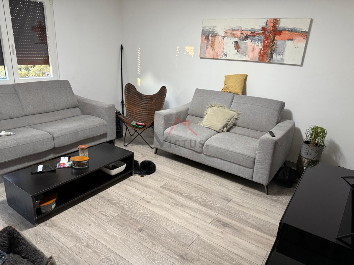 KRALJEVICA - 1S+DB, stanovanje v drugem nadstropju, 51 m2