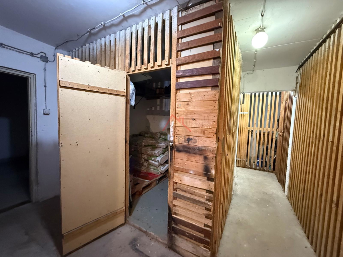 KRALJEVICA - 1S+DB, stanovanje v drugem nadstropju, 51 m2