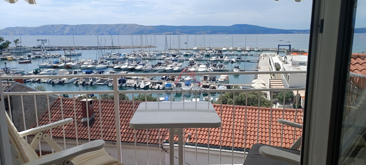 NOVI VINODOLSKI - Stan s prekrasnim pogledom na morje