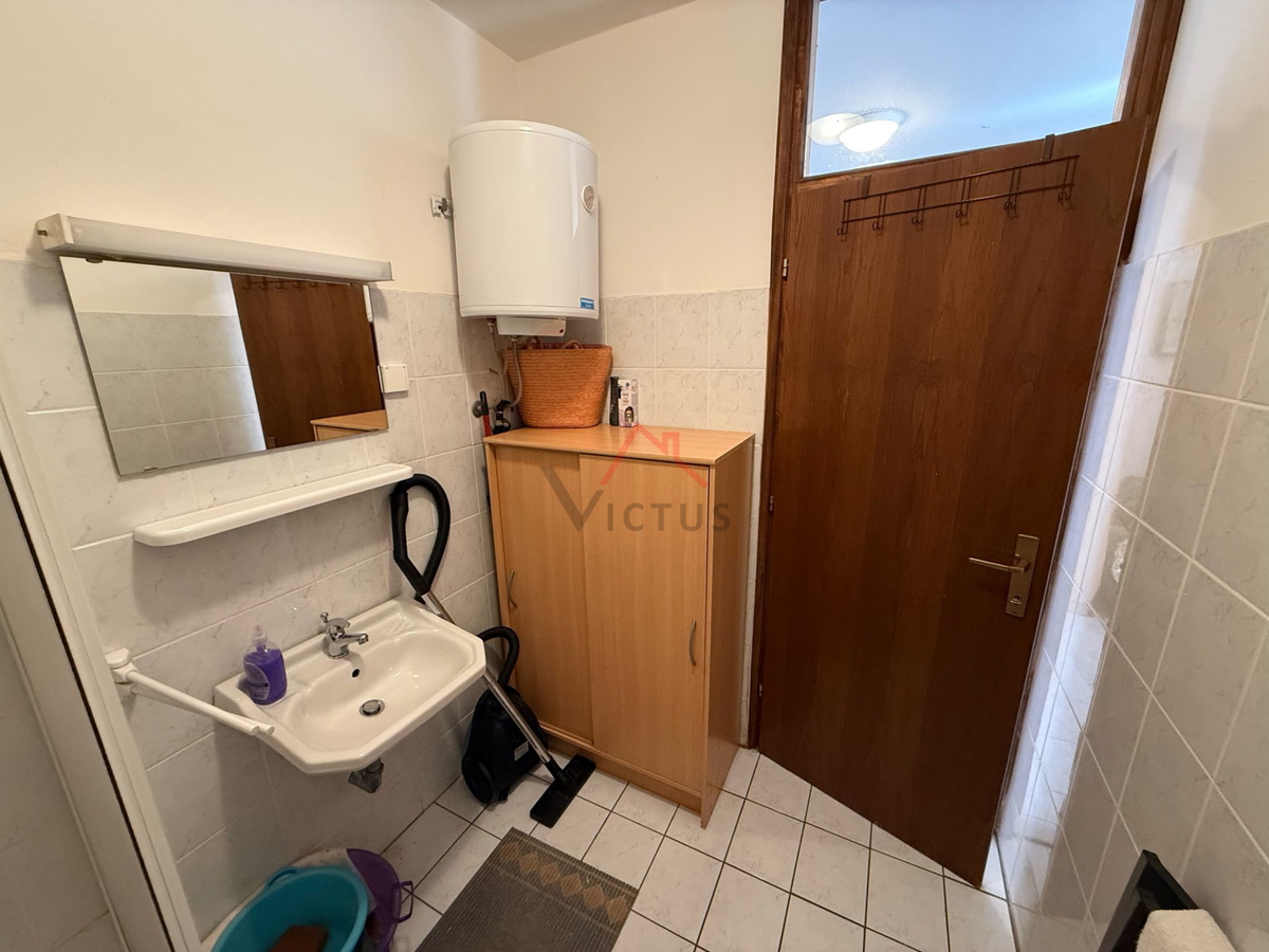 CRIKVENICA - Garsonjera z balkonom, 37 m2