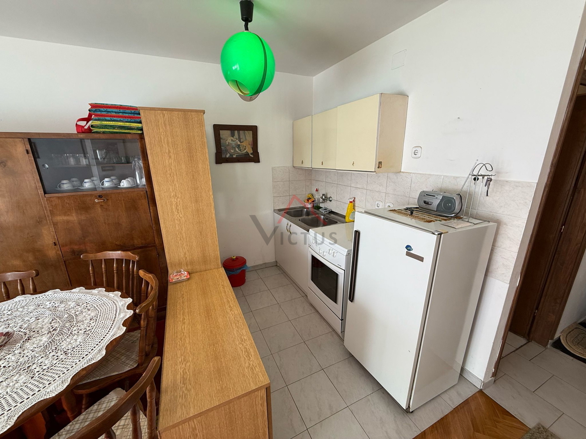 CRIKVENICA - Garsonjera z balkonom, 37 m2